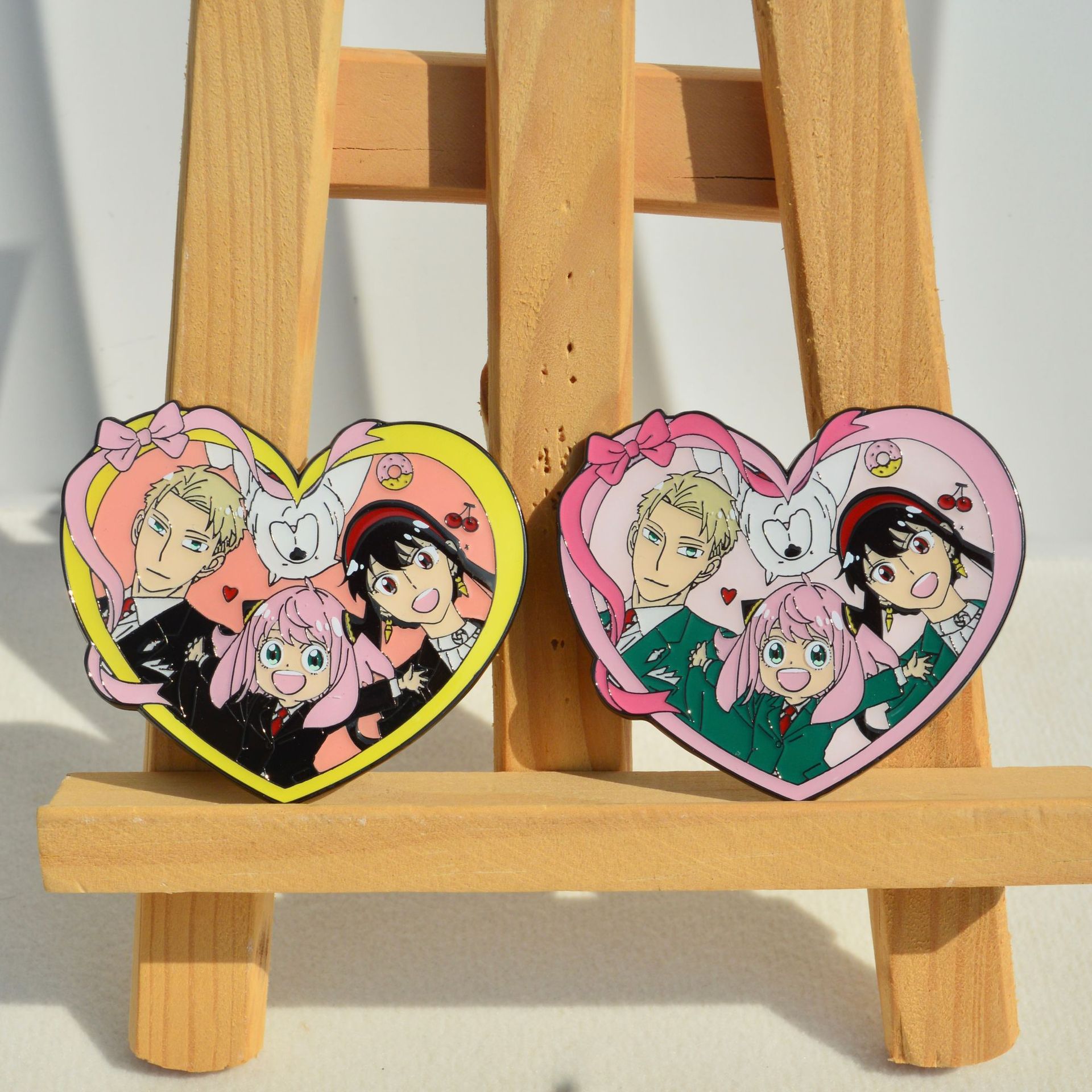 Anya Yor Loid Bond Badge Liont - Anime Cosplay Yor ulasan dan harga